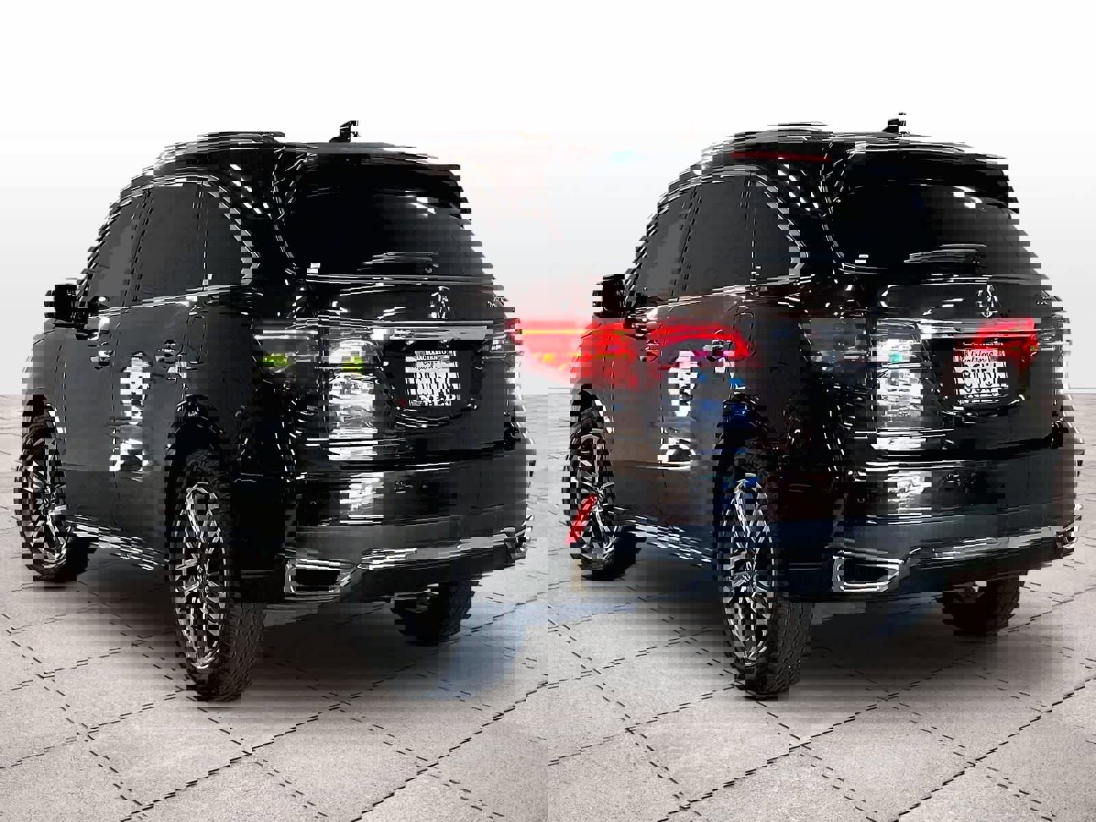 Used 2018 Acura MDX FWD w/ Advance Package image 12