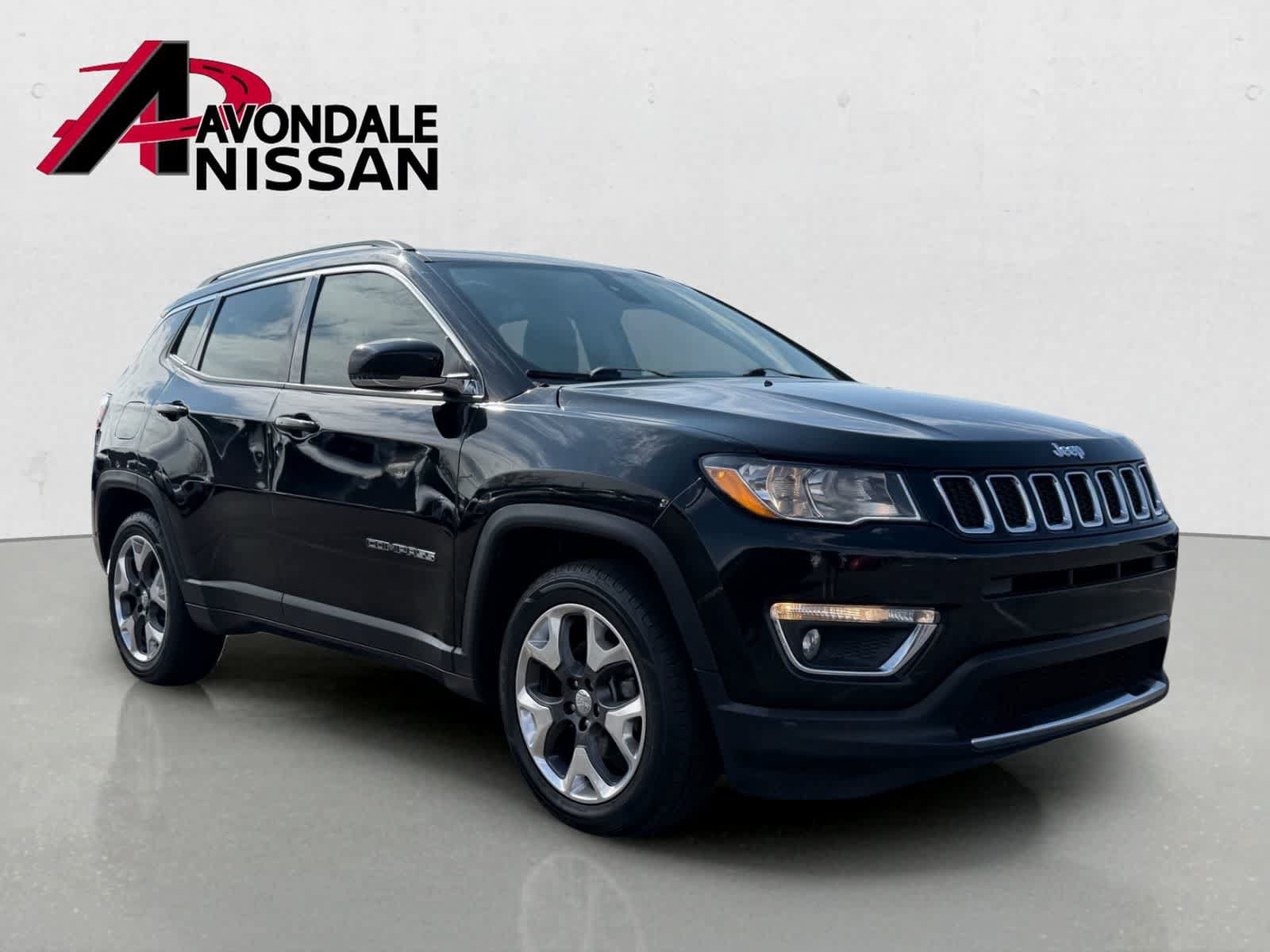 Used 2018 Jeep Compass Limited w/ Navigation Group FWD image 9