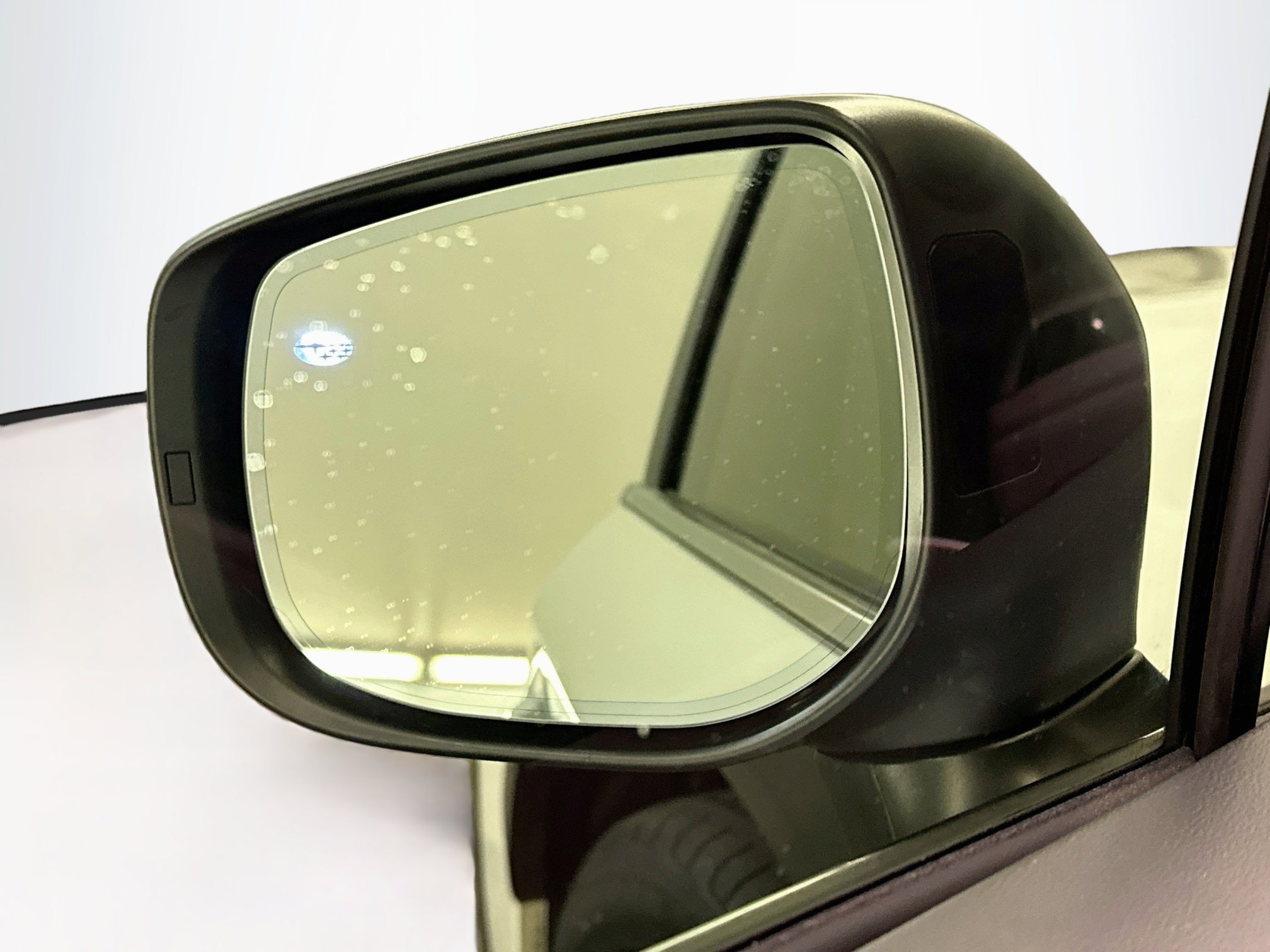 Used 2020 Subaru Crosstrek 2.0i Limited w/ Moonroof Package w/Navigation AWD/4WD image 16