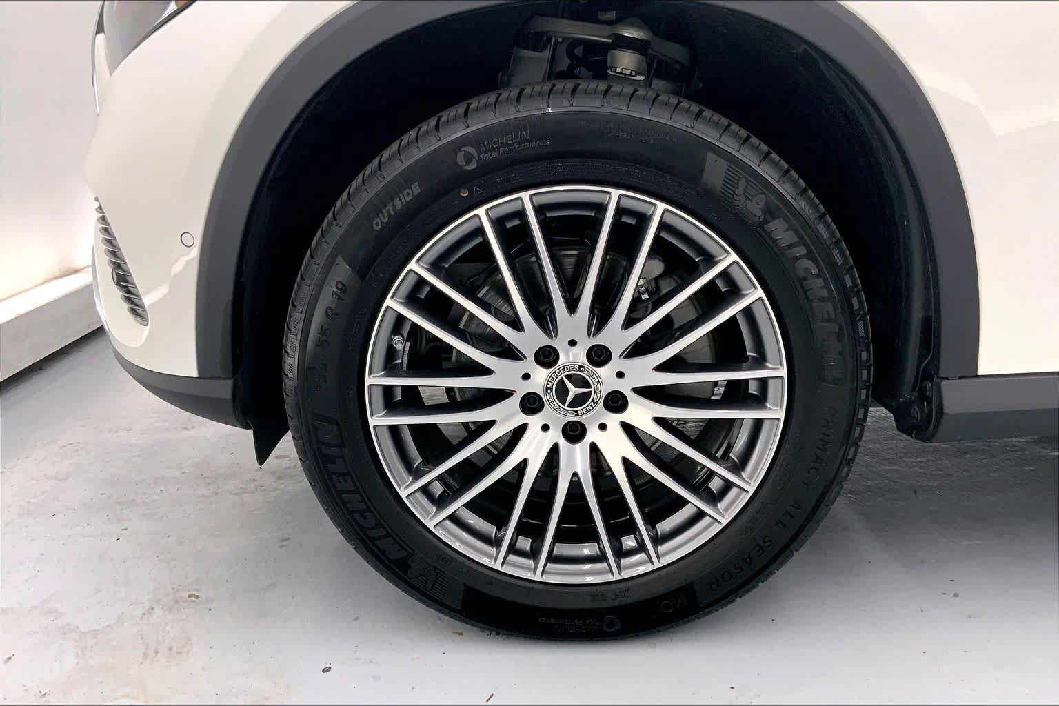 Used 2026 Mercedes-Benz GLC 300 image 8