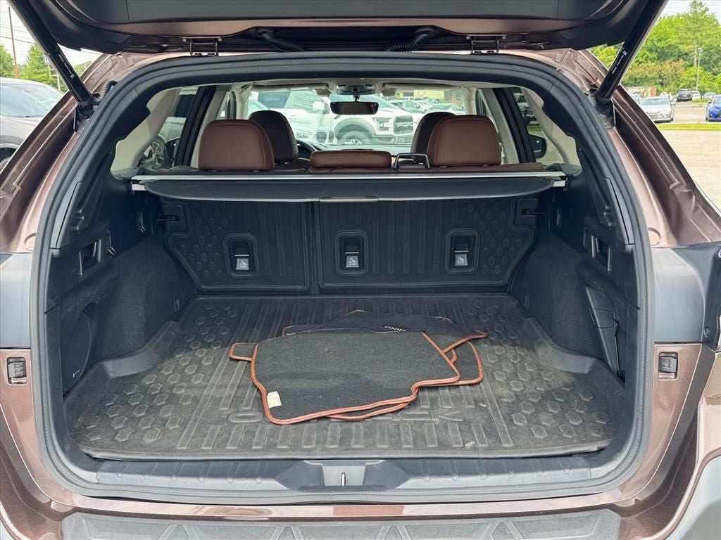 Used 2020 Subaru Outback Touring XT AWD/4WD image 16