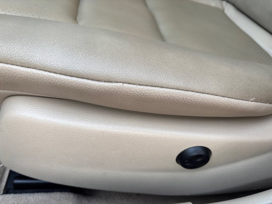 Used 2014 Mercedes-Benz C 250 Sedan image 14