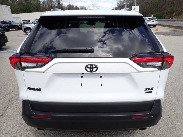 Certified 2023 Toyota RAV4 XLE AWD/4WD image 4