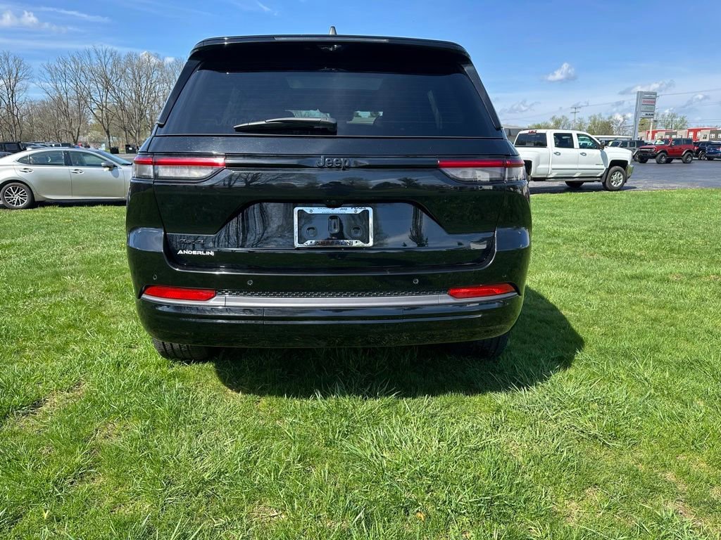 Used 2026 Jeep Grand Cherokee Limited Reserve AWD/4WD image 4