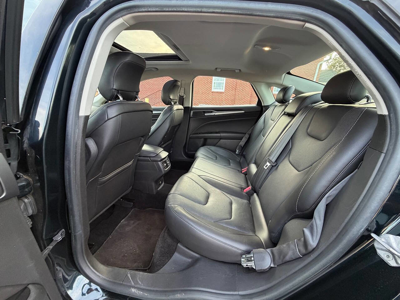 Used 2014 Ford Fusion Titanium image 13