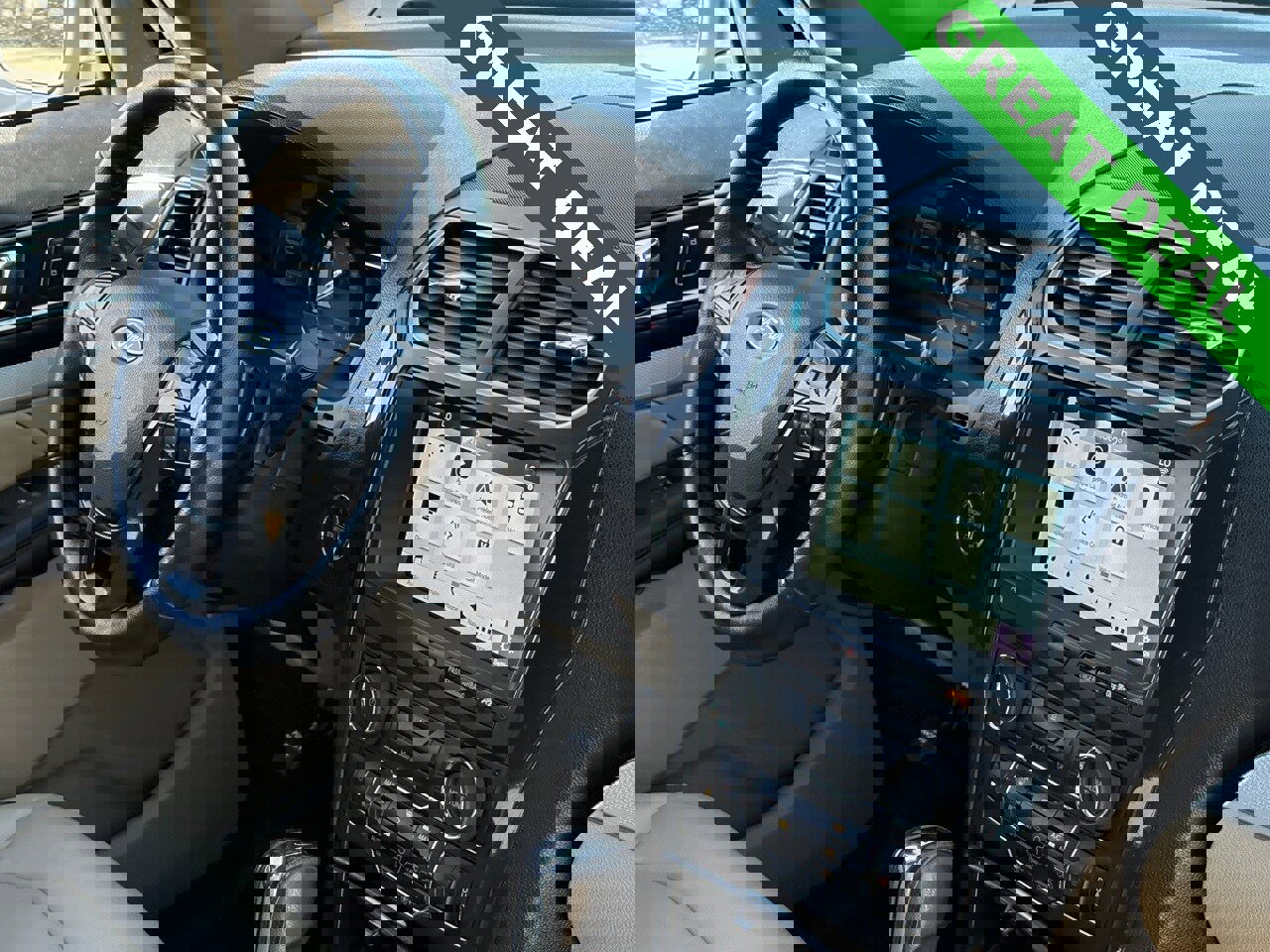 Used 2017 Ford Explorer XLT w/ Equipment Group 202A image 38