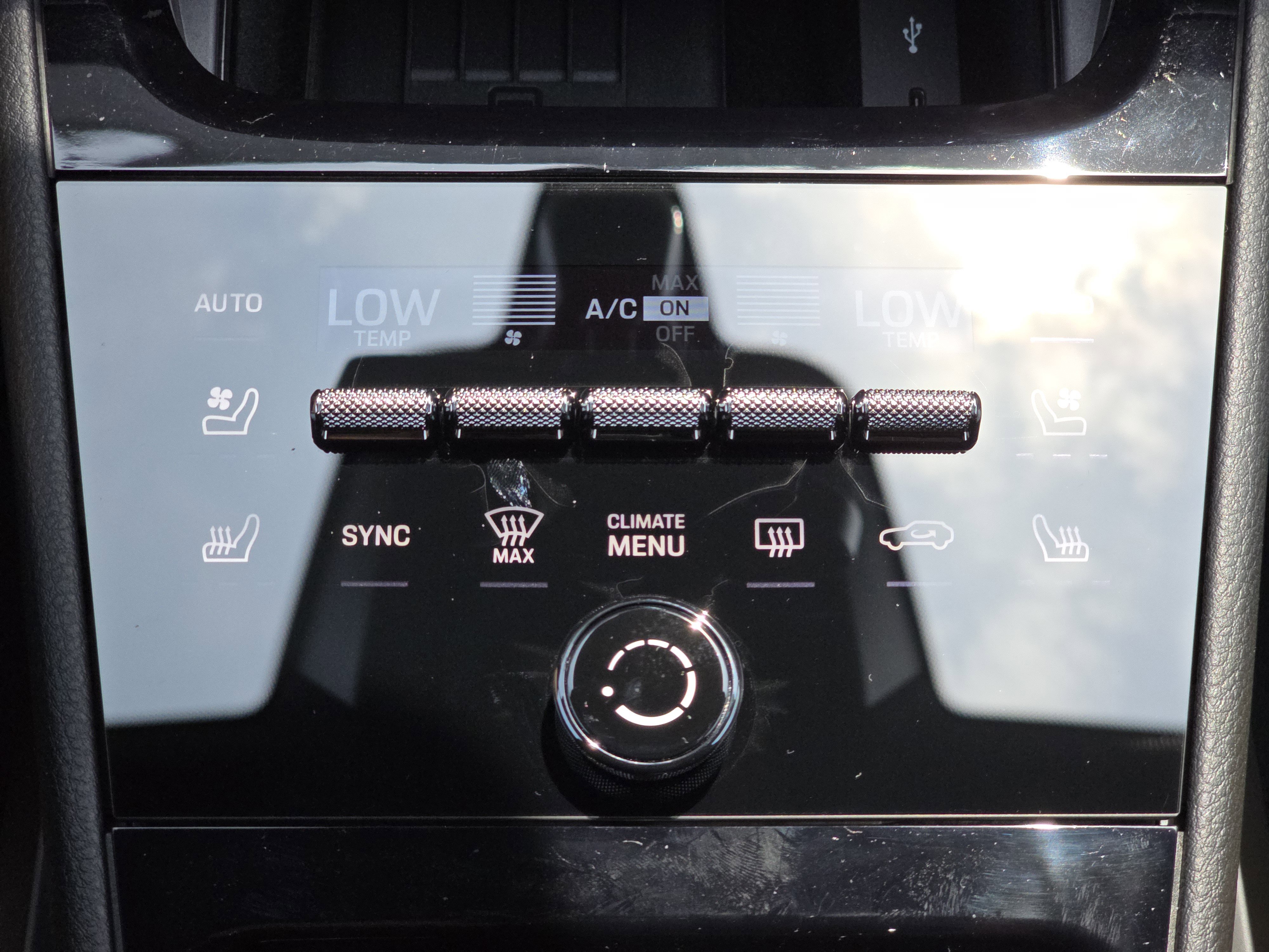 New 2025 Porsche Cayenne Coupe image 17