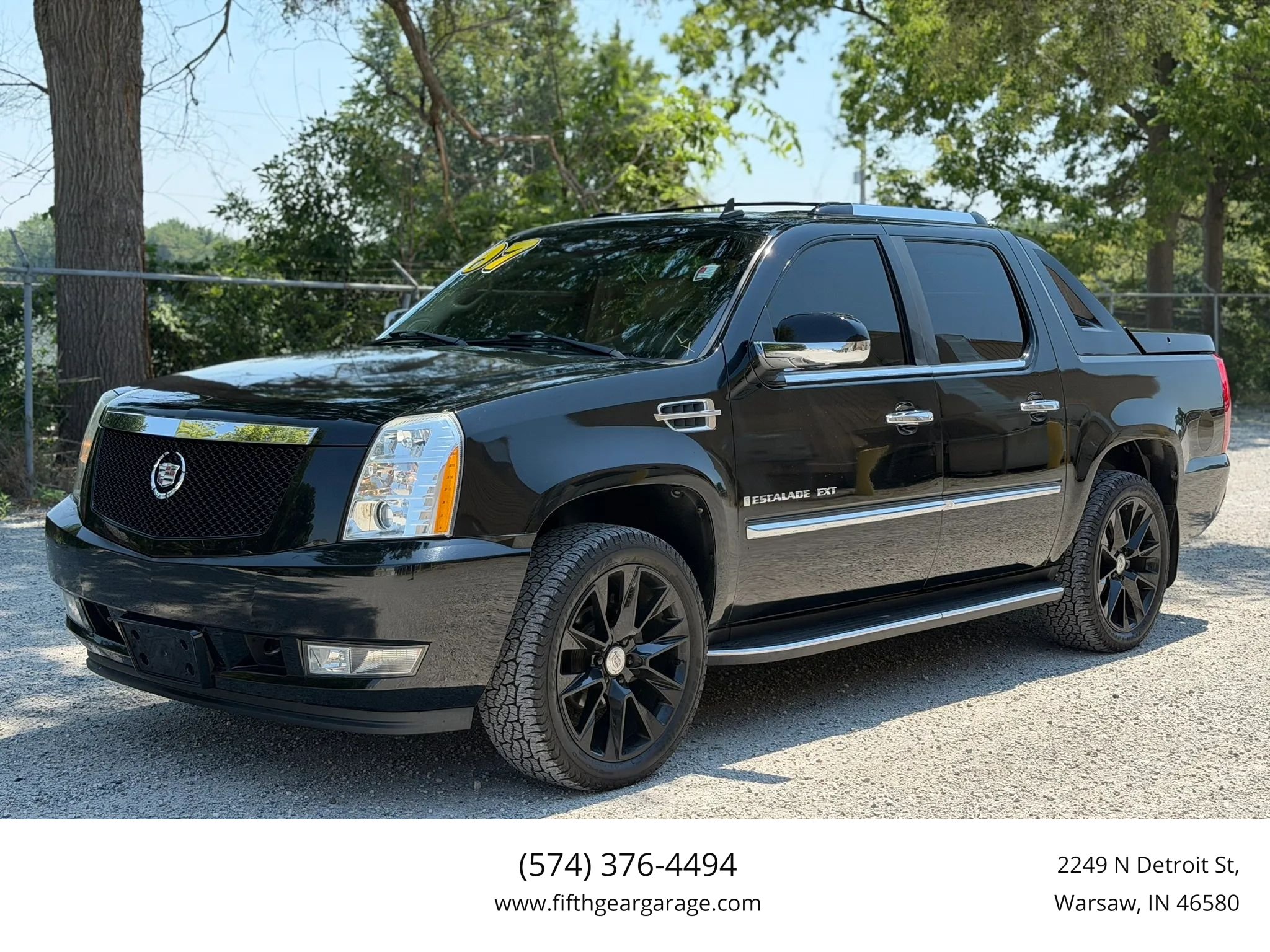 Used 2007 Cadillac Escalade EXT w/ Information Package AWD/4WD image 1