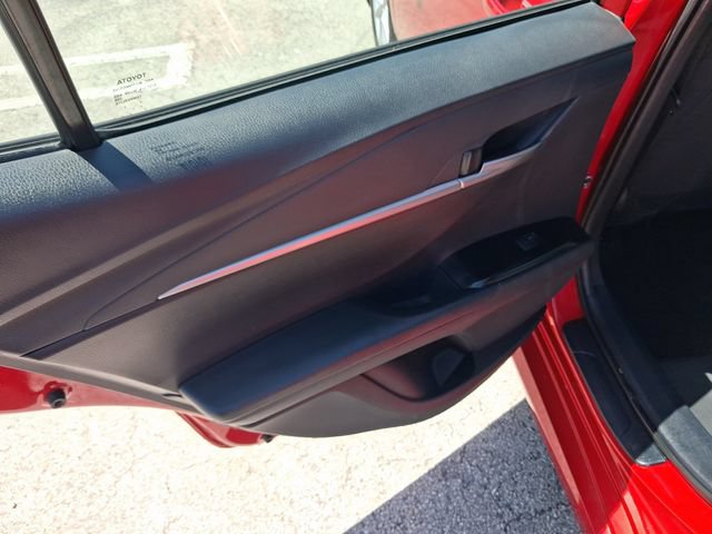 Used 2025 Toyota Camry LE FWD image 9