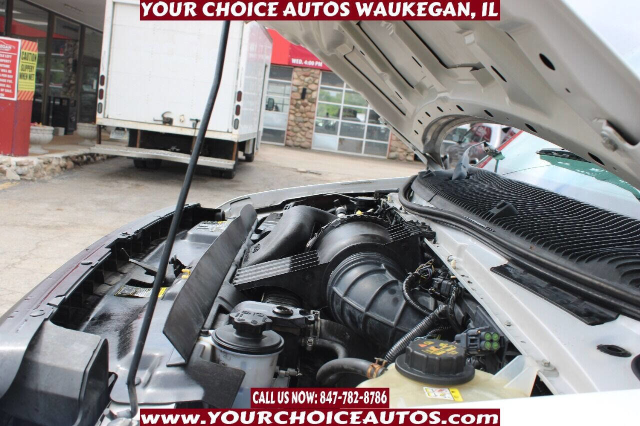 Used 2012 Ford E-450 and Econoline 450 Super Duty image 22