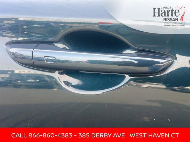 Used 2024 Genesis G70 2.5T image 11