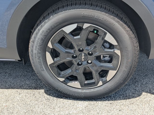 Used 2025 Kia Sorento S w/ Panoramic Sunroof Package FWD image 10