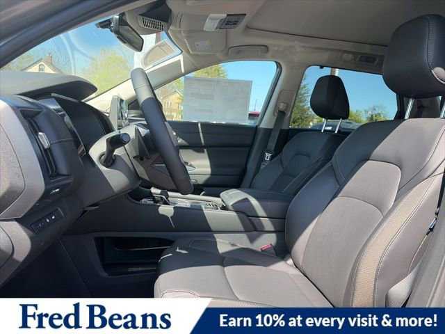 New 2026 Nissan Pathfinder SL w/ SL Premium Package (P04) AWD/4WD image 10