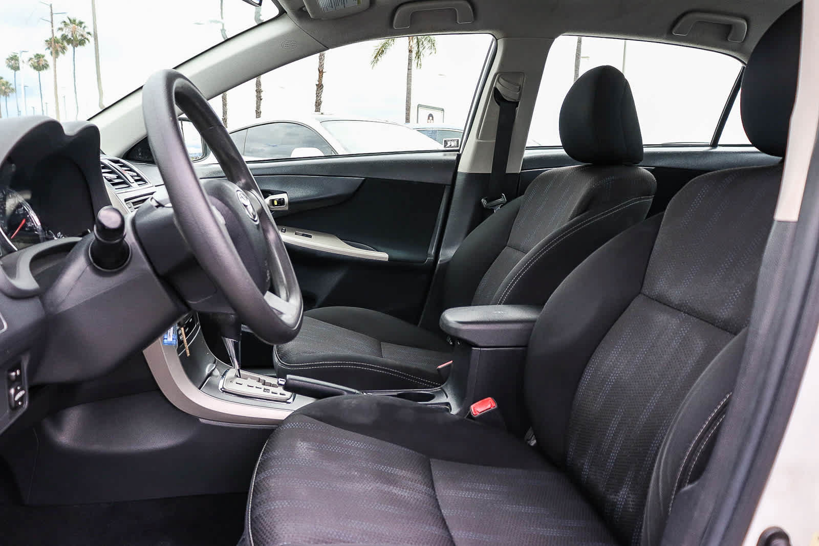 Used 2013 Toyota Corolla S FWD image 25