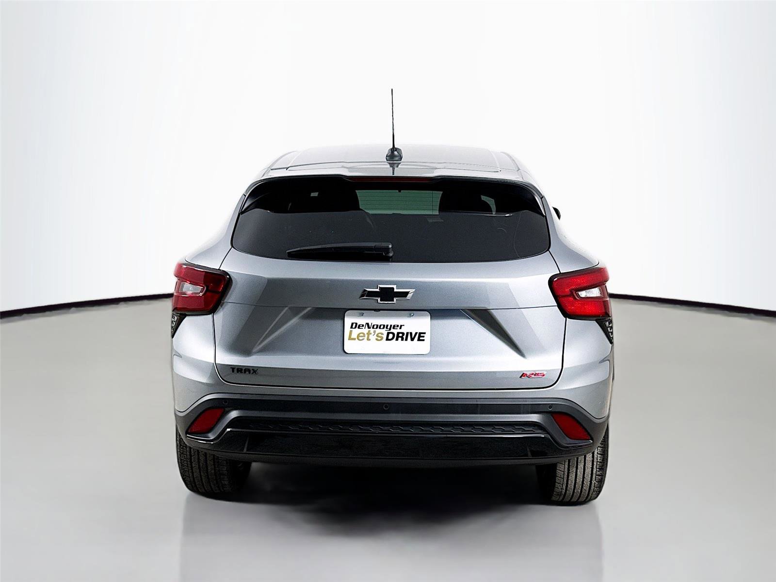Used 2024 Chevrolet Trax RS w/ Driver Confidence Package FWD image 8