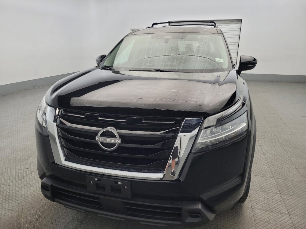 Used 2022 Nissan Pathfinder SV w/ SV Premium Package image 15