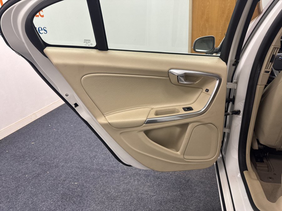 Used 2013 Volvo S60 T5 AWD/4WD image 11