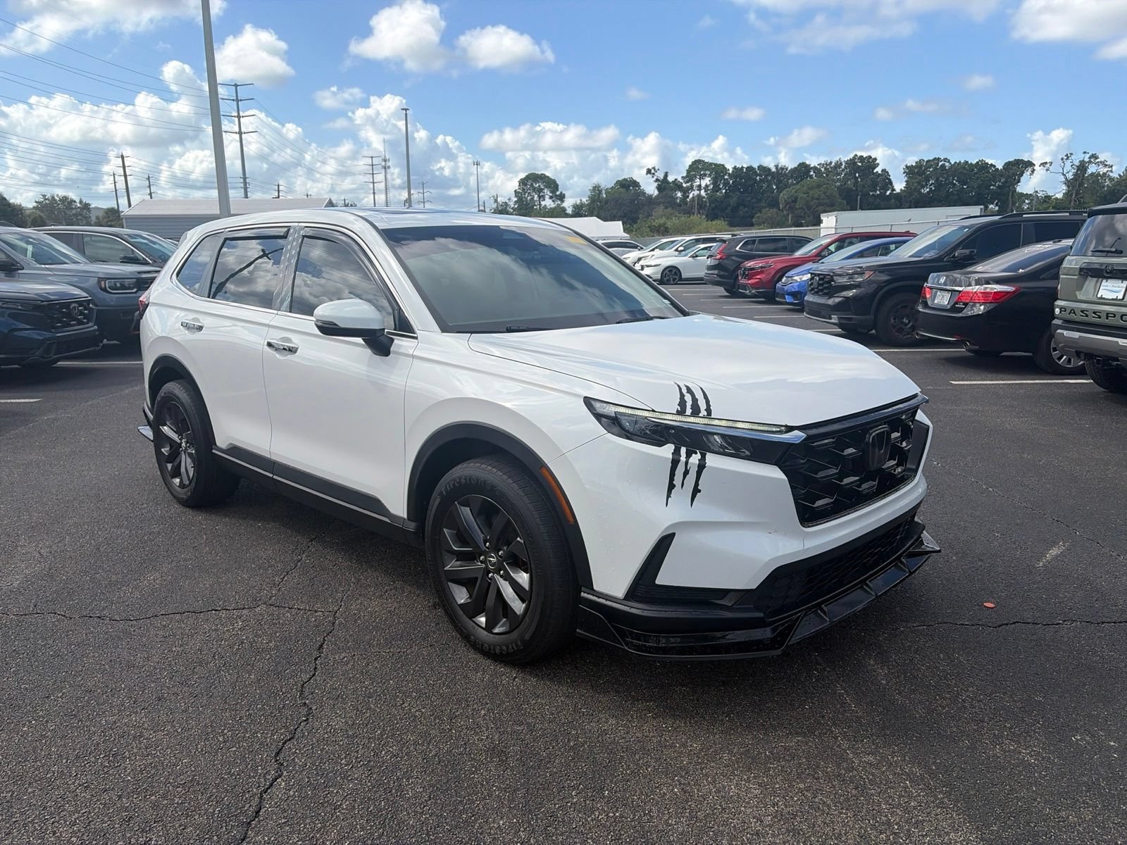 Used 2024 Honda CR-V EX image 1