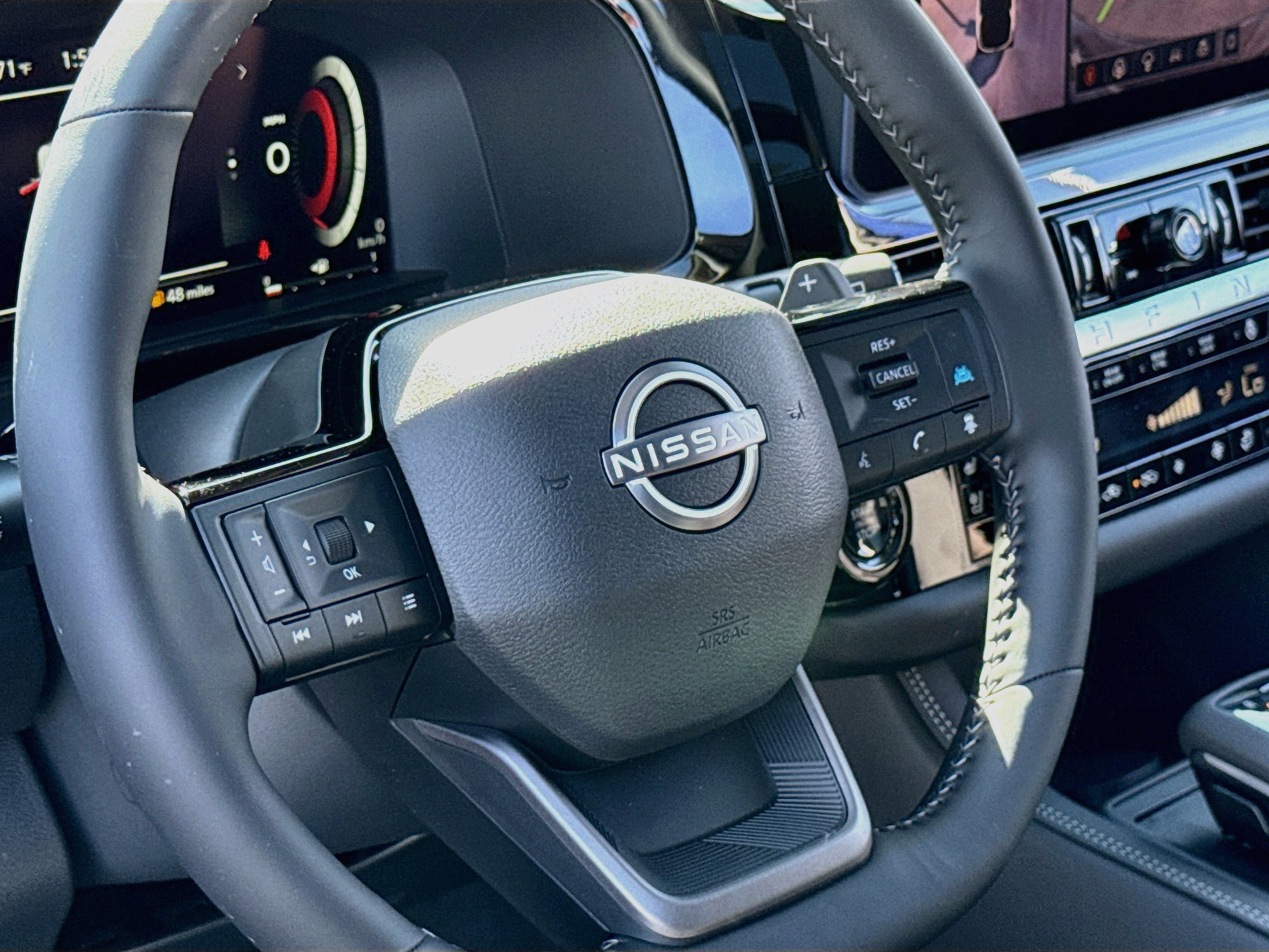 New 2026 Nissan Pathfinder Platinum AWD/4WD image 5