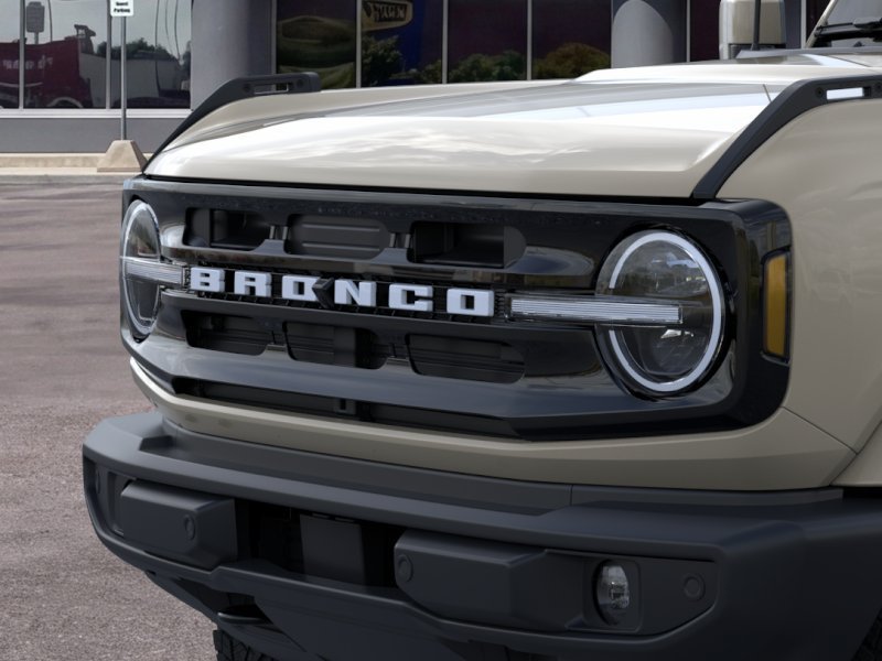 New 2026 Ford Bronco Outer Banks AWD/4WD image 19