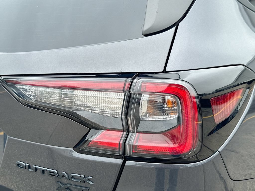 Certified 2023 Subaru Outback Onyx Edition XT AWD/4WD image 34
