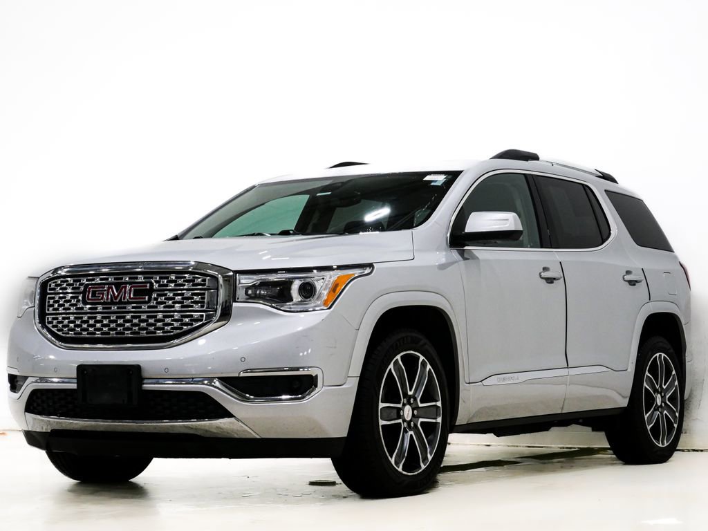 Used 2018 GMC Acadia Denali image 3