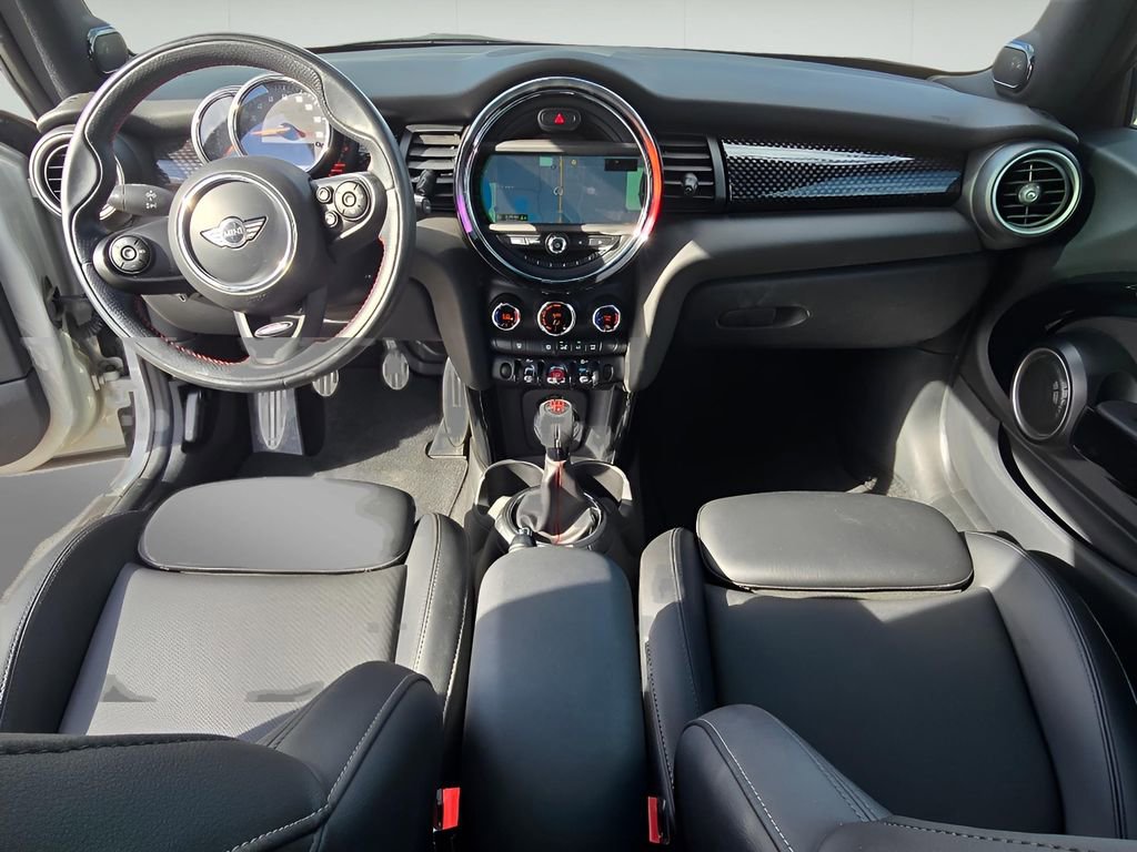 Used 2015 MINI Cooper S image 16