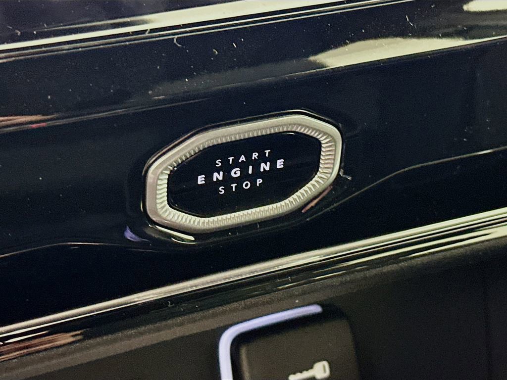 New 2026 Jeep Grand Cherokee L 4WD image 19