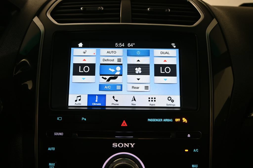 Used 2017 Ford Explorer Sport AWD/4WD image 29