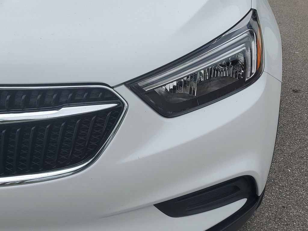 Certified 2022 Buick Encore Preferred w/ Safety Package image 10