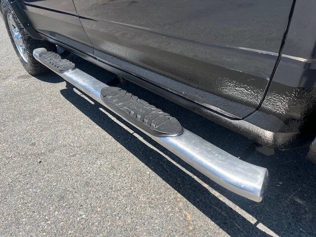 Used 2018 RAM 2500 SLT image 17