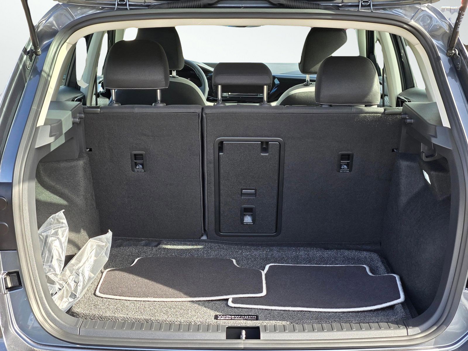 Used 2024 Volkswagen Taos S image 9