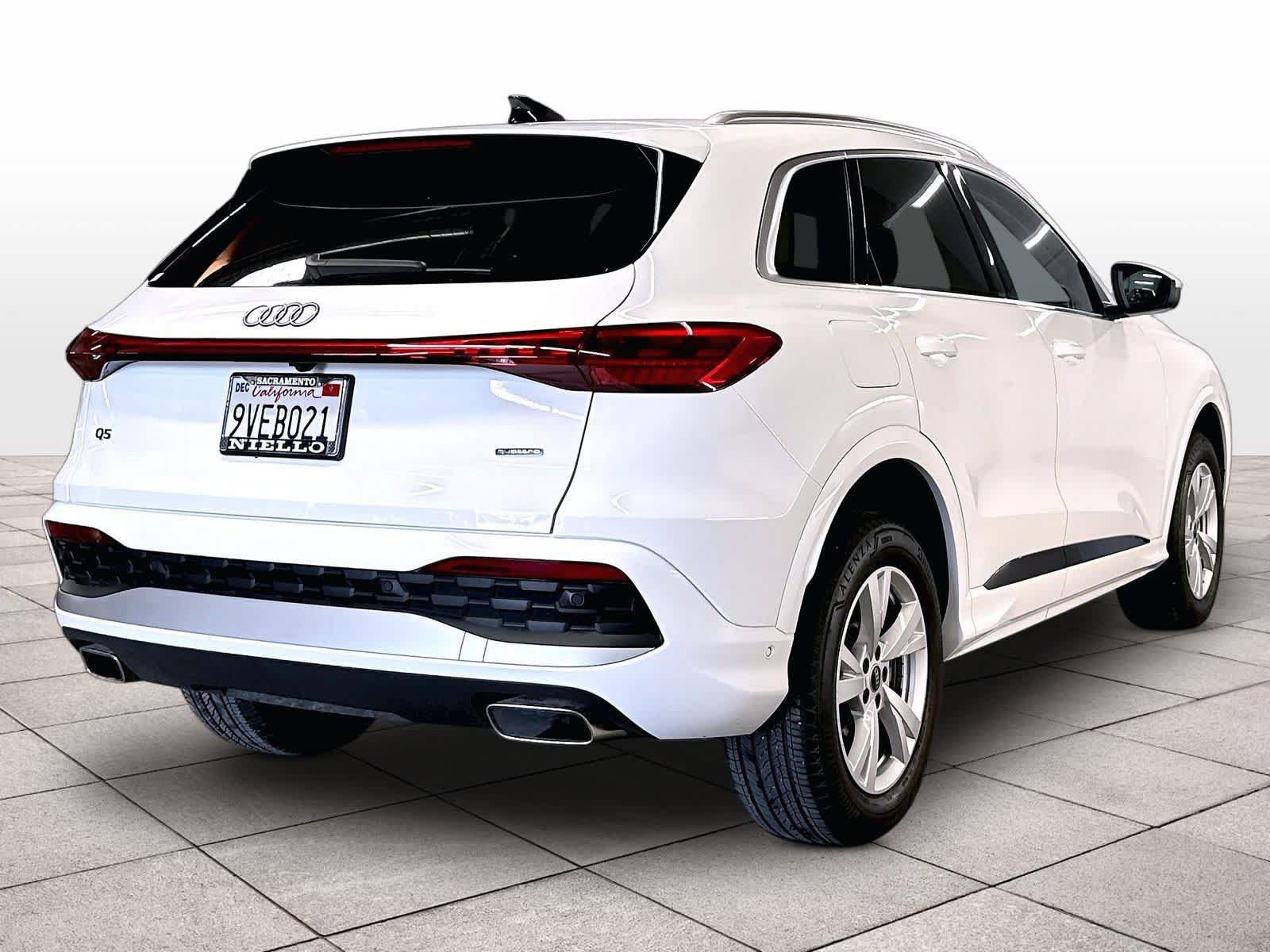 Certified 2025 Audi Q5 Premium AWD/4WD image 14
