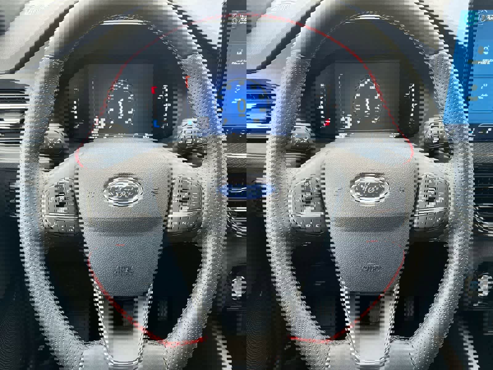 Used 2025 Ford Escape ST-Line w/ Tech Pack #1 image 21