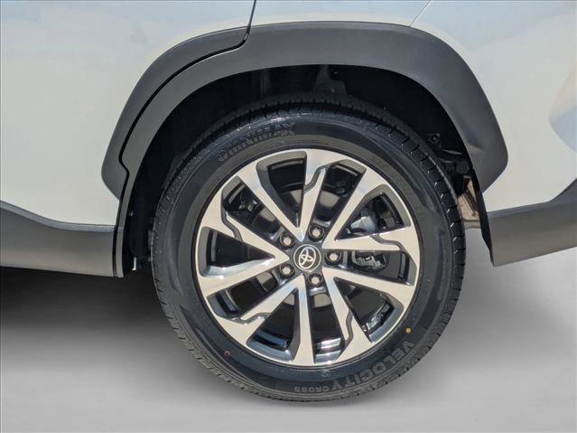 Certified 2023 Toyota Corolla Cross XLE w/ Convenience Package image 22