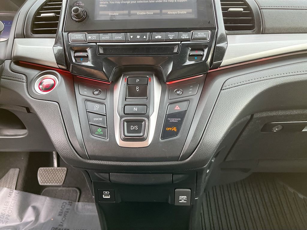 Used 2024 Honda Odyssey Sport image 17
