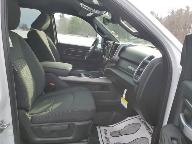 New 2026 RAM 3500 Big Horn AWD/4WD image 23