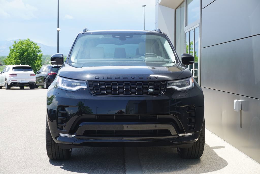 New 2025 Land Rover Discovery Dynamic SE image 5