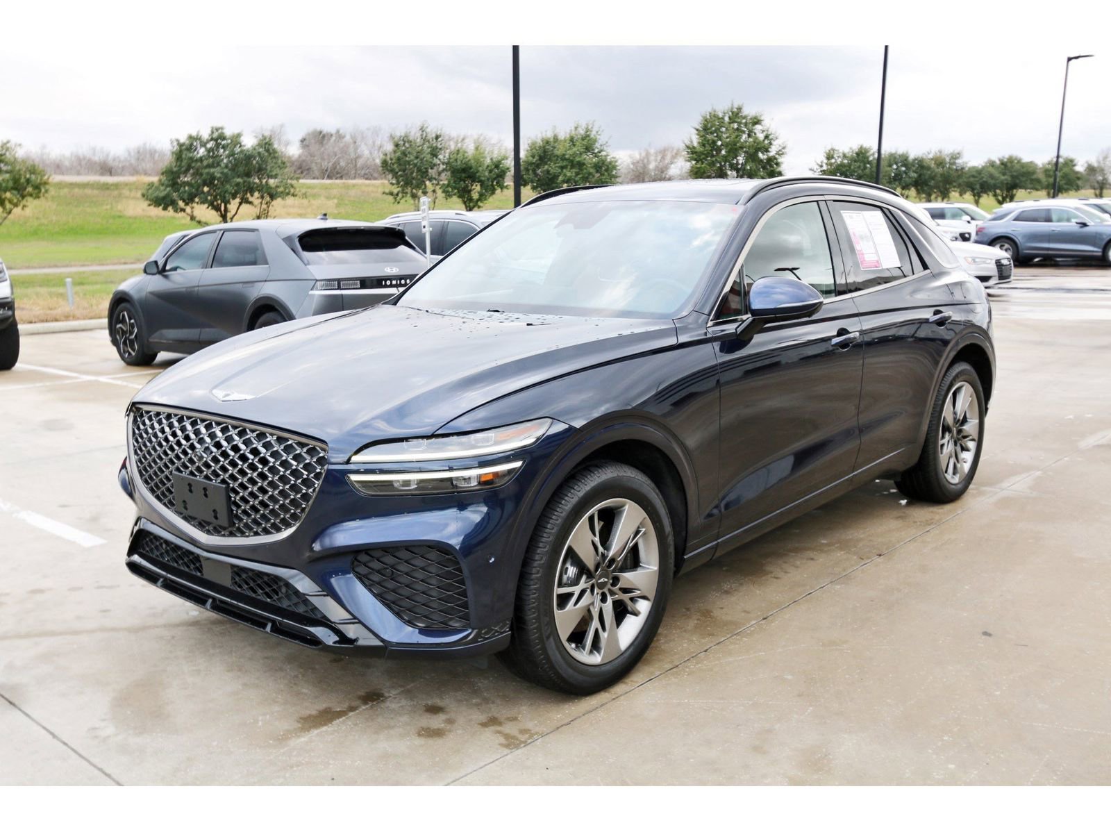 Used 2022 Genesis GV70 3.5T Sport w/ Sport Advanced Package image 3