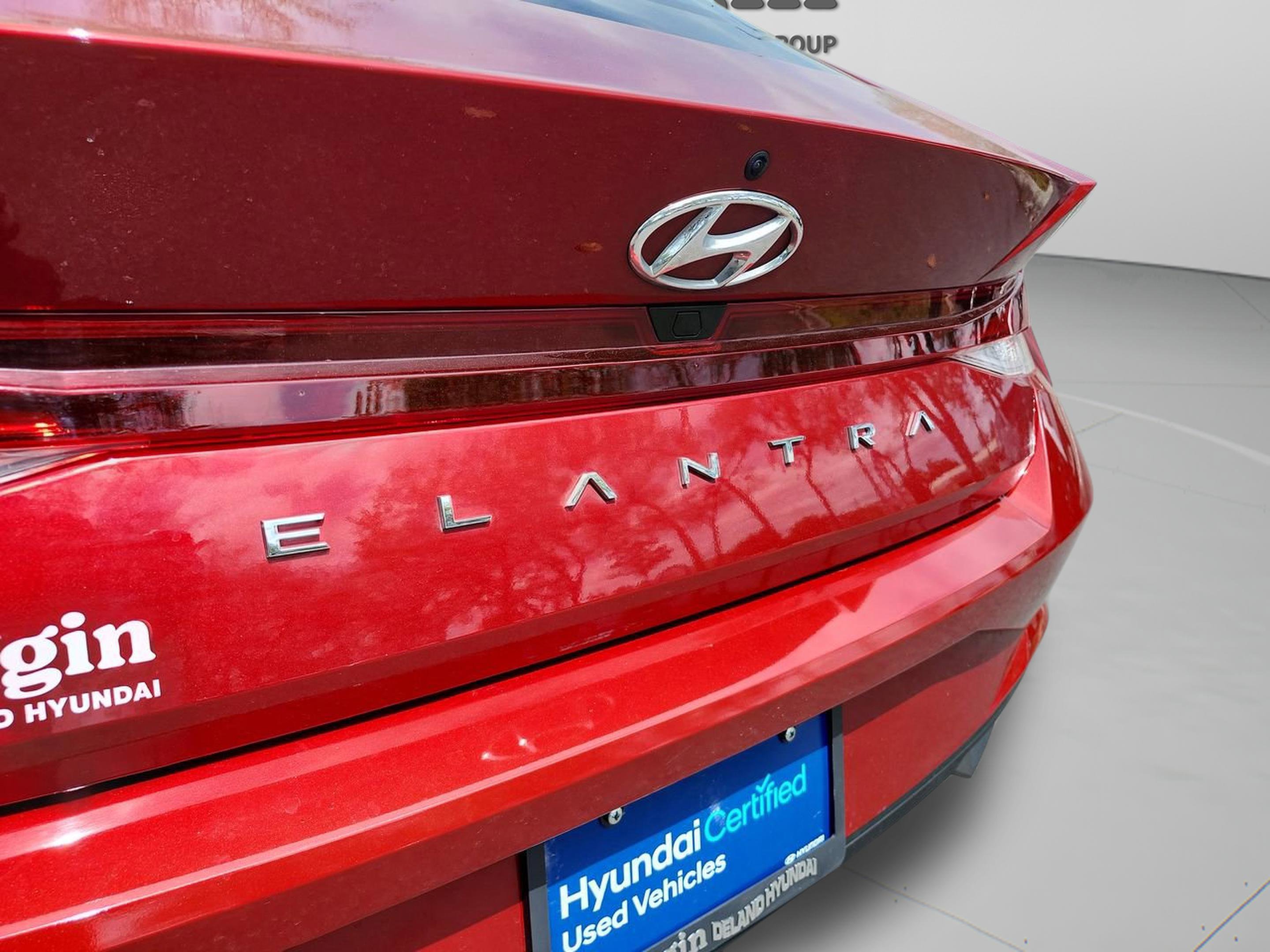 Certified 2023 Hyundai Elantra SEL FWD image 27