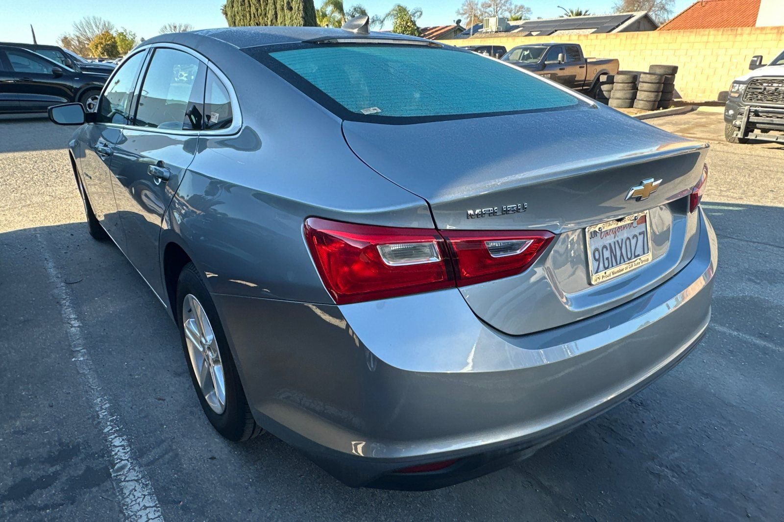 Used 2023 Chevrolet Malibu LS image 3