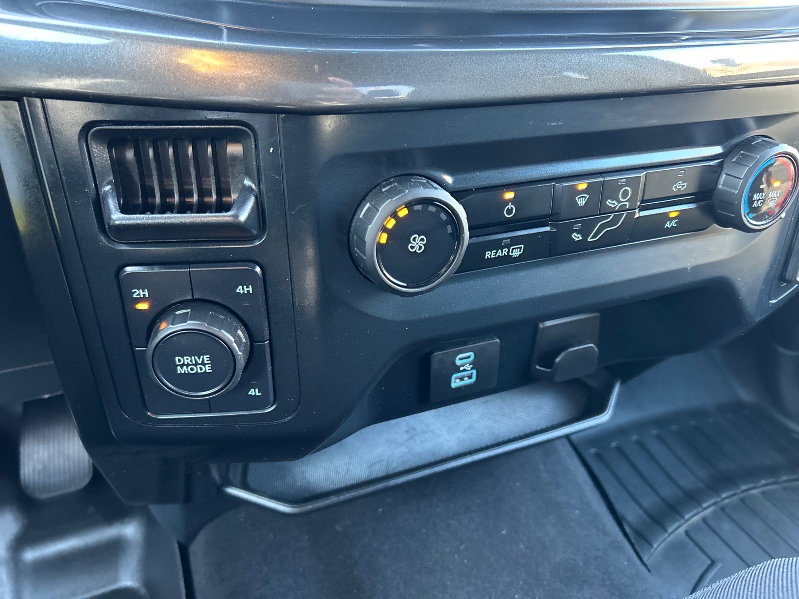 Certified 2023 Ford F150 XL w/ STX Appearance Package image 30