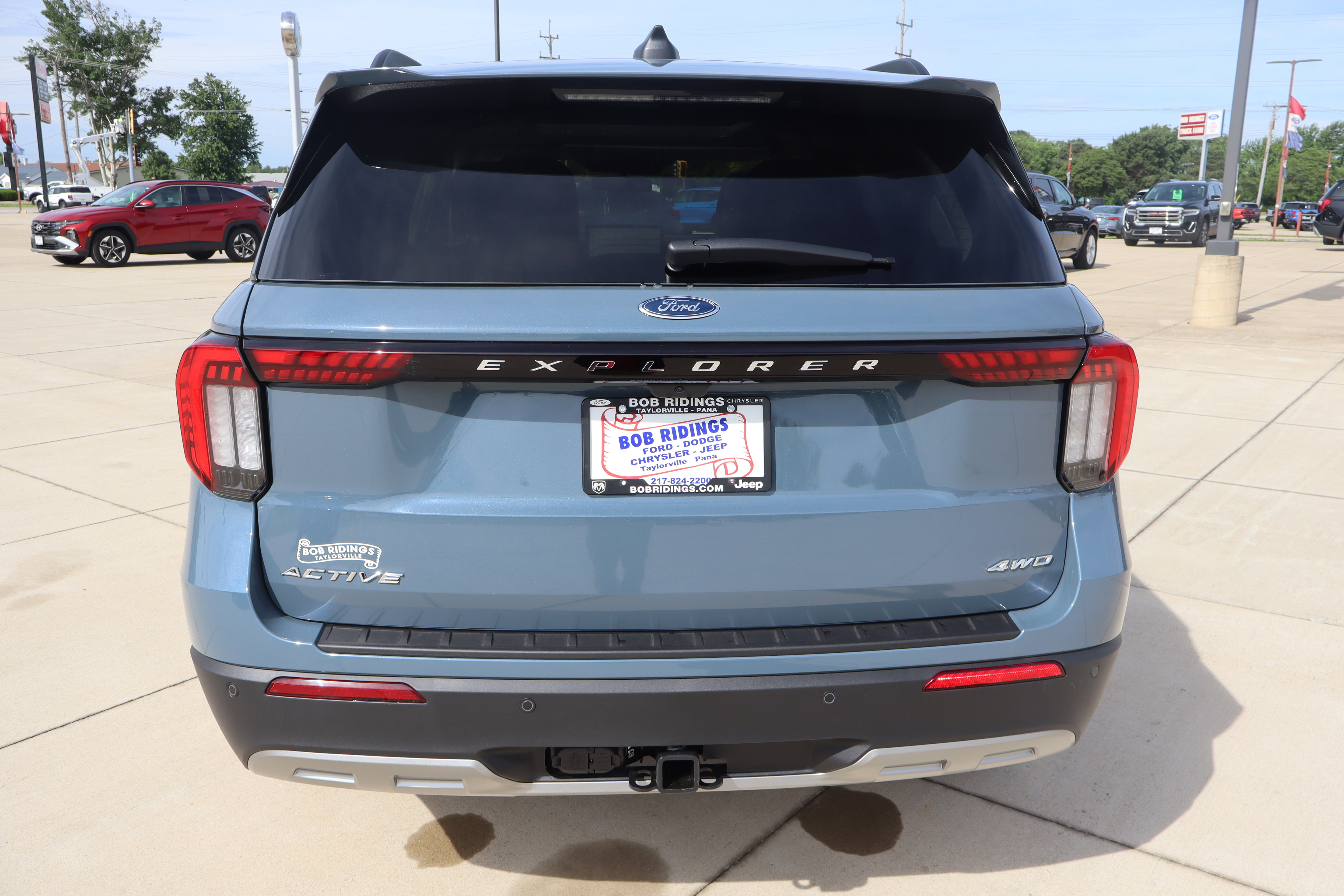 New 2026 Ford Explorer Active w/ Active Comfort Package AWD/4WD image 6