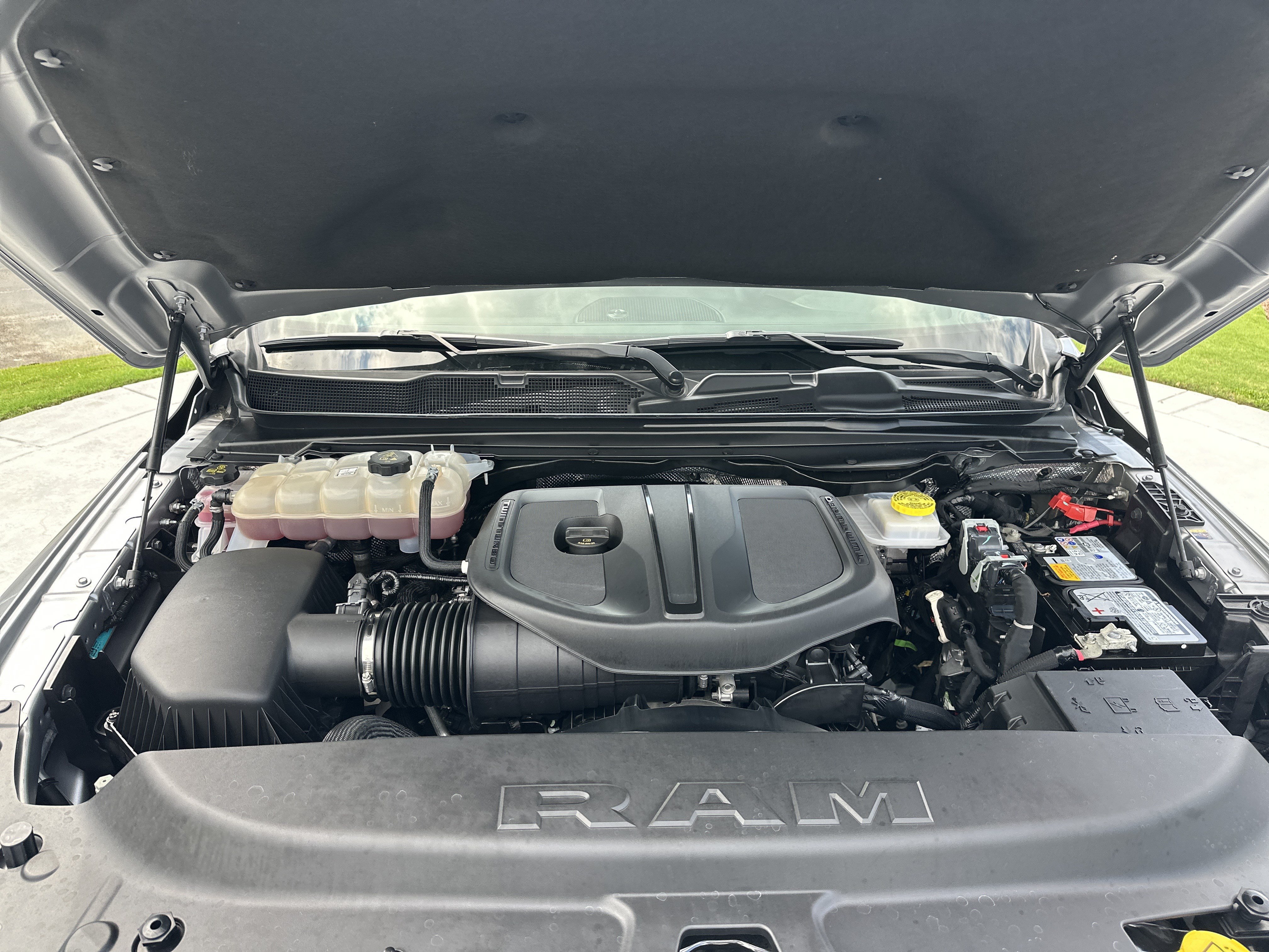Used 2025 RAM 1500 Big Horn AWD/4WD image 34