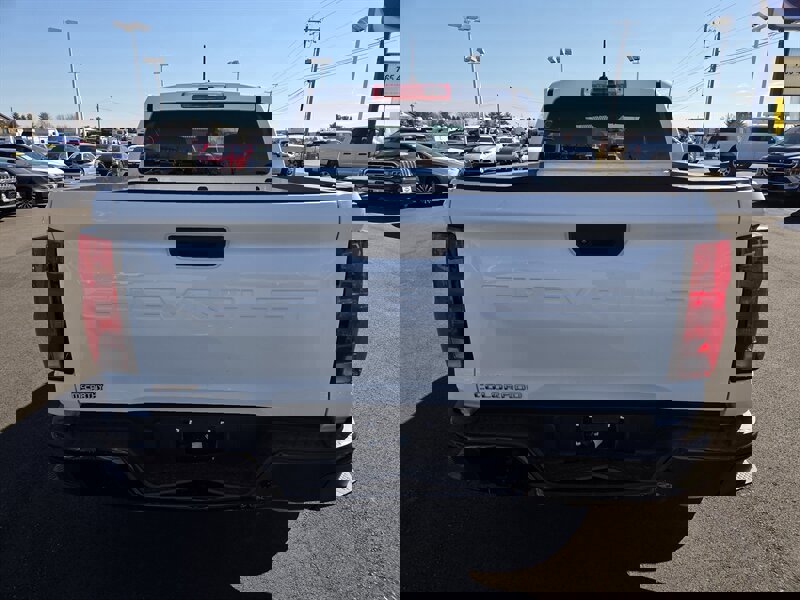 Used 2023 Chevrolet Colorado W/T image 4