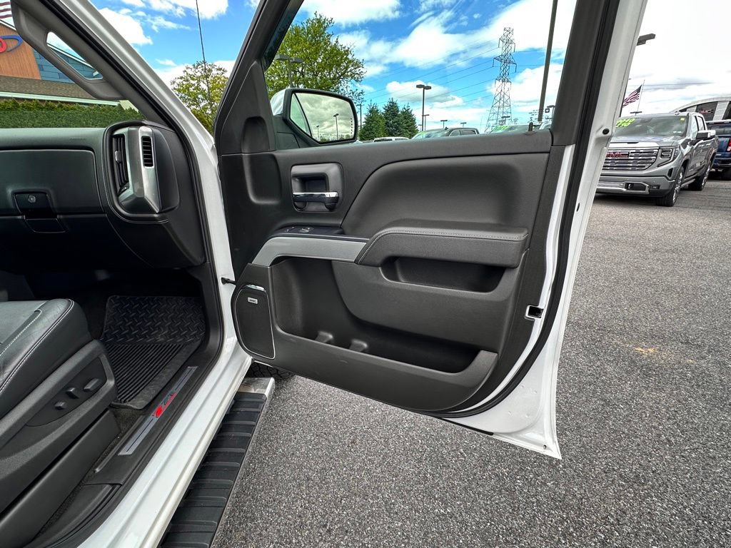 Certified 2017 Chevrolet Silverado 1500 LTZ Z71 w/ LTZ Plus Package AWD/4WD image 16