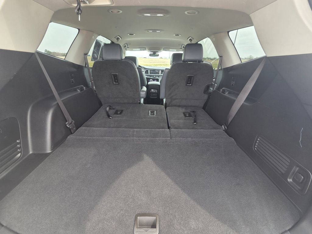 Used 2021 Buick Enclave Essence image 31