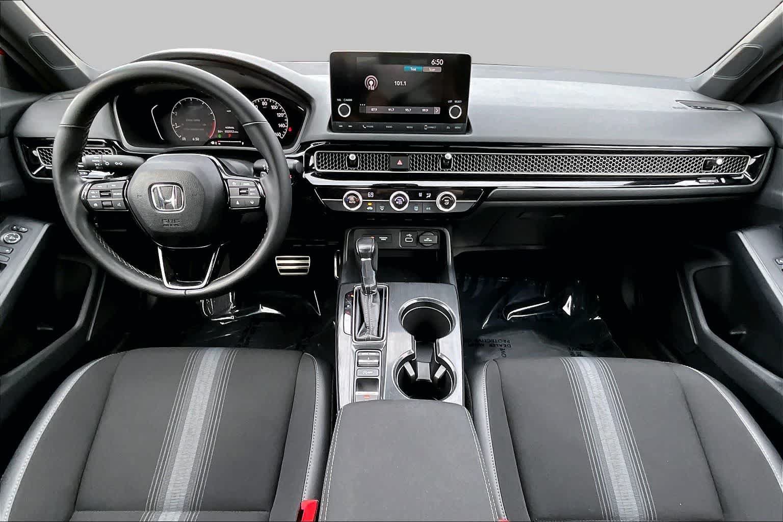 Used 2023 Honda Civic Sport image 15