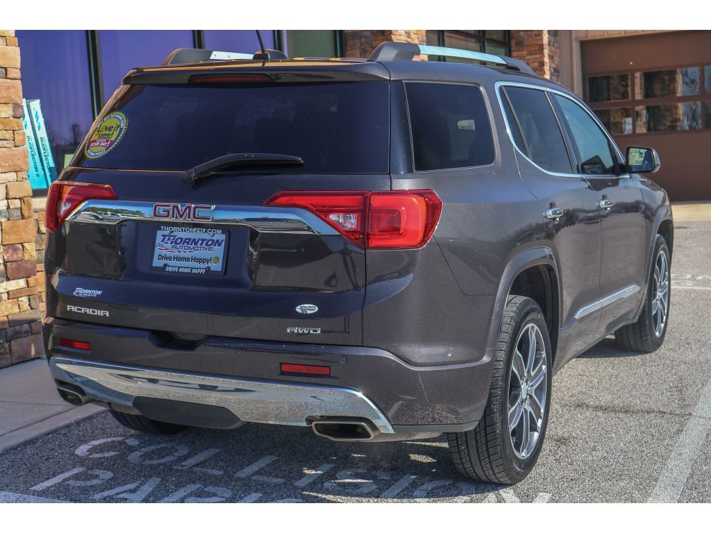 Used 2019 GMC Acadia Denali image 3
