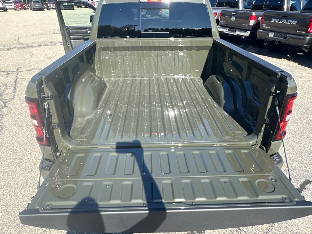 New 2027 RAM 1500 Express AWD/4WD image 27